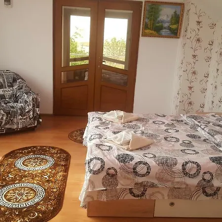 Casa Madalina Πανσιόν *